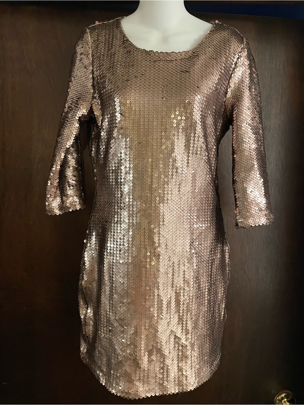 BB Dakota Brand Women's size Medium Rose Gold Sequin Mini Dress Long Sleeve